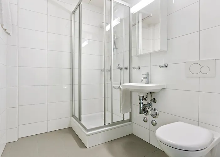 Berne 2 - Self Check In By Homenhancement Apartment *